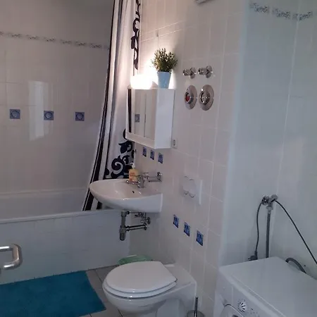 2-zimmerapartment Mit Suedloggia Lipsia